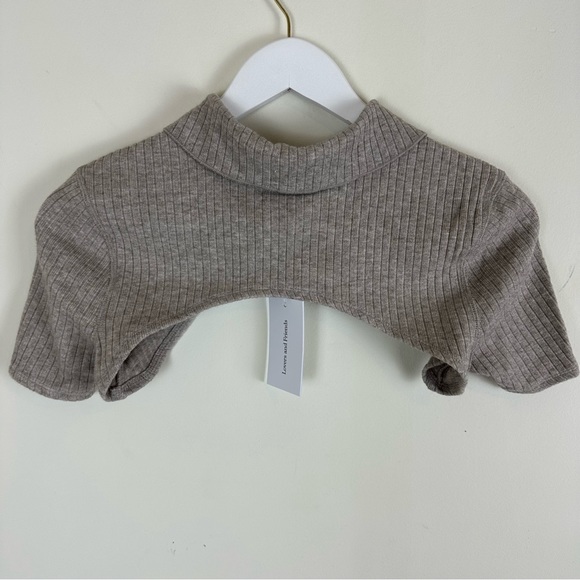 NWT Lovers and Friends Ivana Shrug - Picture 5 of 6